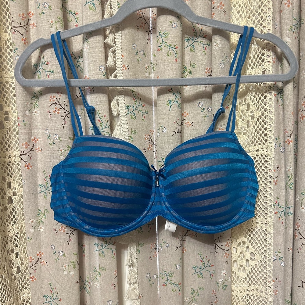 PrimaDonna Twist Blue Sheer Striped Underwire Bra 36D EUC‎
